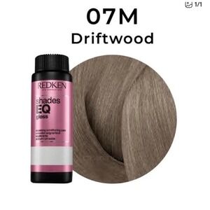 Redken Shades EQ Demi-Permanent Conditioning Gloss 2 oz 07M Driftwood NWOB